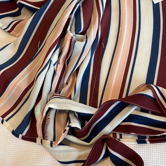 Forever 21 Contemporary Woven Top Open Front striped Multicolored Top Size M - Picture 10 of 11